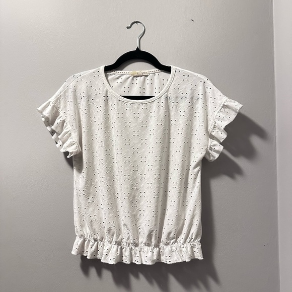 Rewind White Eyelet Ruffle Sleeve Top - Picture 4 of 6